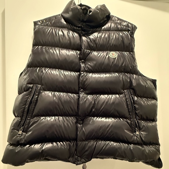 Moncler Black Down Puffer Vest Size 7